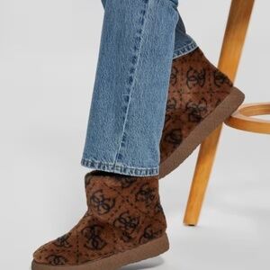 NEW Guess Womens United Quattro G Faux-Fur Booties Brown Size 7